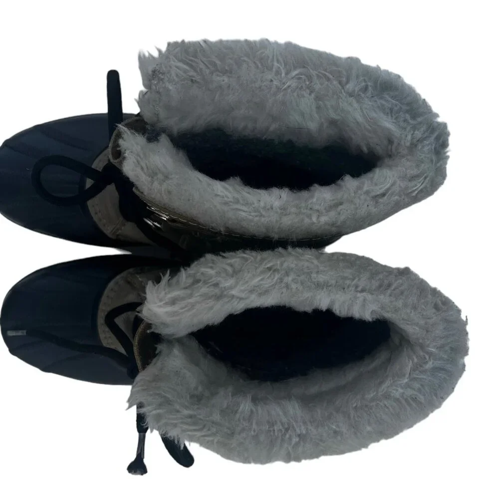 Sorel winter snow
